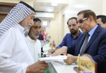 الدكتور السلطاني يتابع ميدانياً شؤون المواطنين في استعلامات المؤسسة