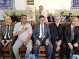 نائب رئيس المؤسسة يعزي السجين السياسي فاضل عبد الأمير حبيب برحيل والده